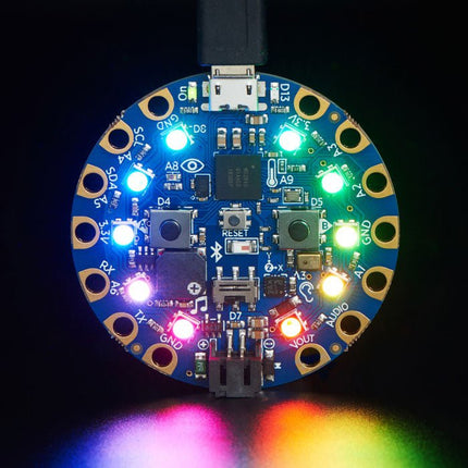 Adafruit Circuit Playground Bluefruit BLE - Elektor