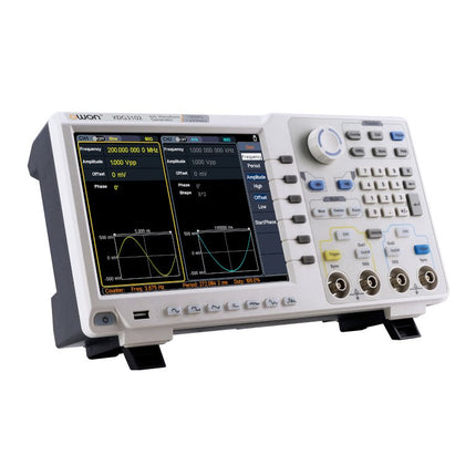 OWON XDG3102 2 - ch Arbitrary Waveform Generator (100 MHz) - Elektor